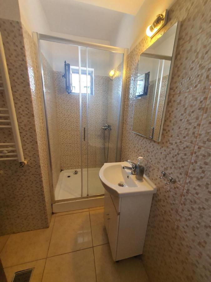 Villa Accommodation Bucureşti Eksteriør bilde