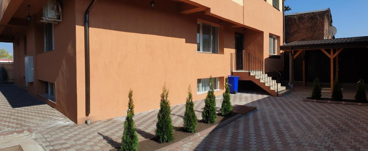 Villa Accommodation Bucureşti Eksteriør bilde