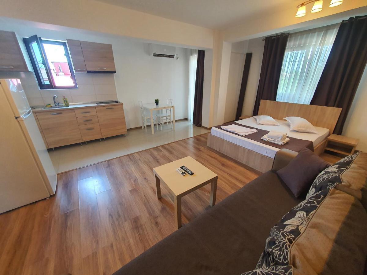 Villa Accommodation Bucureşti Eksteriør bilde